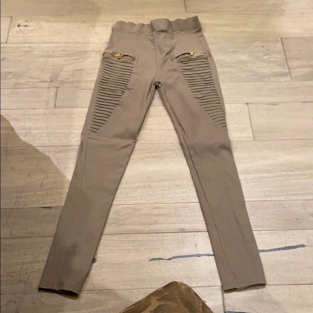 Tan zipper pocket jeggings